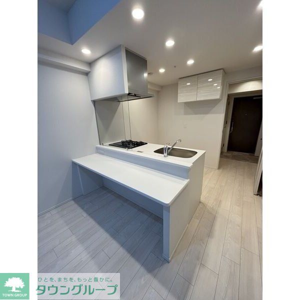 スプランディッド大阪EASTの居間写真
