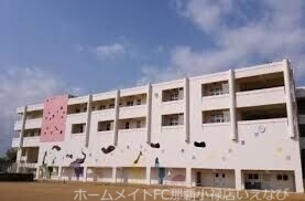 小学校　沖縄市立島袋小学校（小学校）まで625m