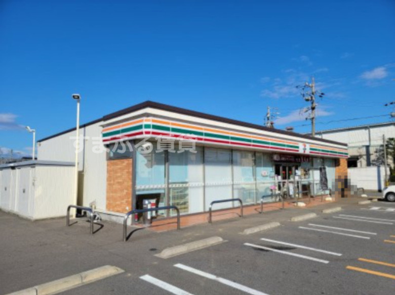 コンビニ　セブンイレブン 碧南中町5丁目店（コンビニ）まで377m