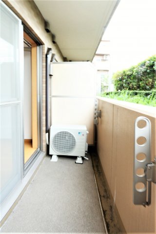 バルコニー　参考写真（同物件別部屋）