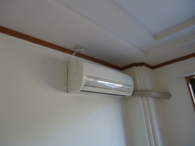 その他設備　エアコン（反転）
