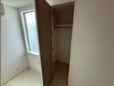 収納　床下クローゼット