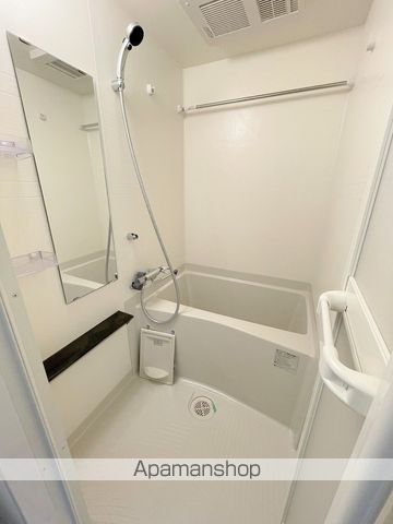 地下鉄長堀鶴見緑地線 ドーム前千代崎駅 徒歩2分 13階建 築3年の風呂写真