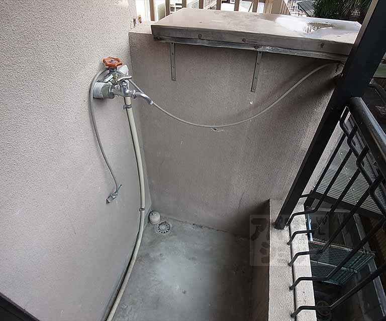 その他設備　室外洗濯機置き場