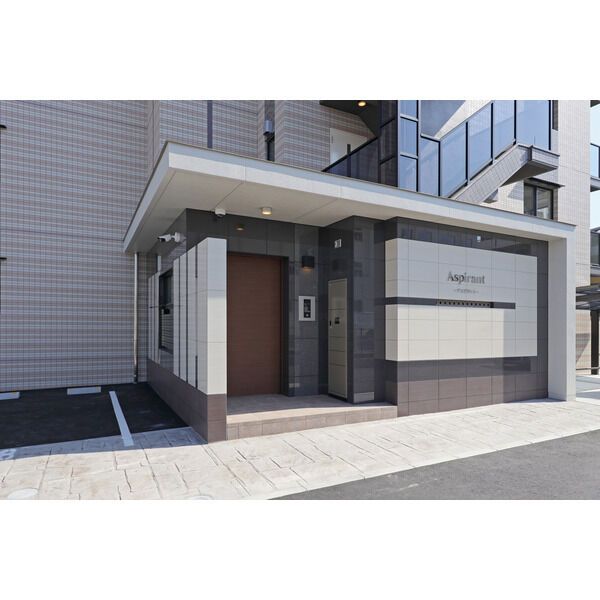 Aspirantの外観写真