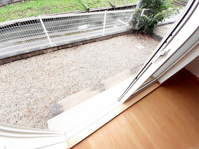 庭　簡単な家庭菜園も楽しめるお庭です
