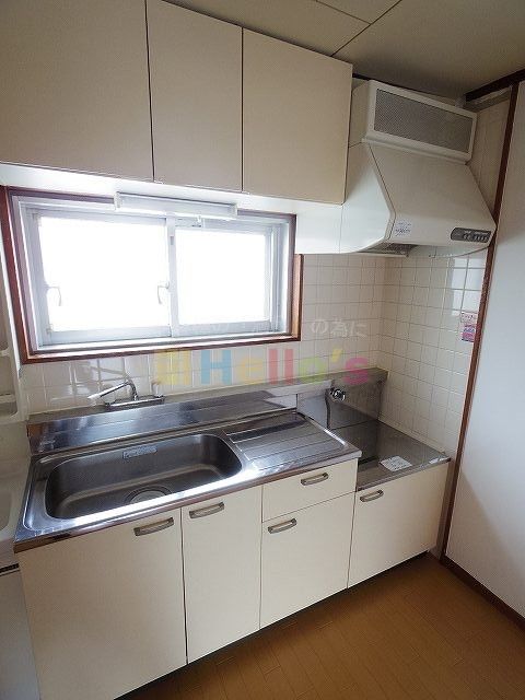 ＪＲ中央線 豊田駅 徒歩14分 2階建 築44年のキッチン写真