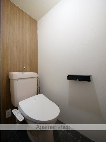 ＪＲ山陽本線 瀬戸駅 徒歩5分 3階建 築38年のトイレ写真