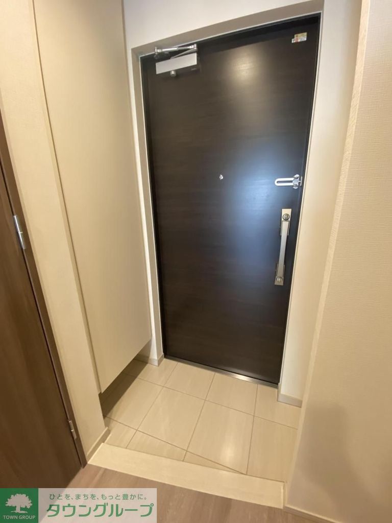 玄関　設備