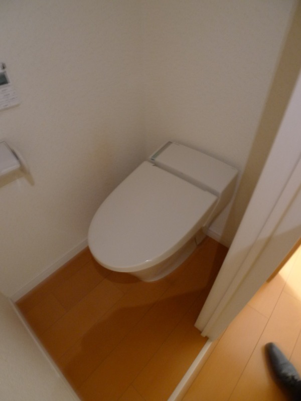 地下鉄名城線 矢場町駅 徒歩10分 7階建 築43年のトイレ写真