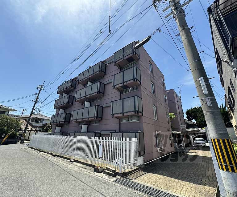 カツラフラットの外観写真