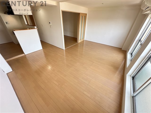 セビーヌ武庫之荘参番館の居間写真