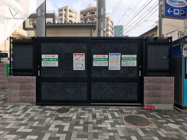 ロイヤル渡辺通IIの外観写真