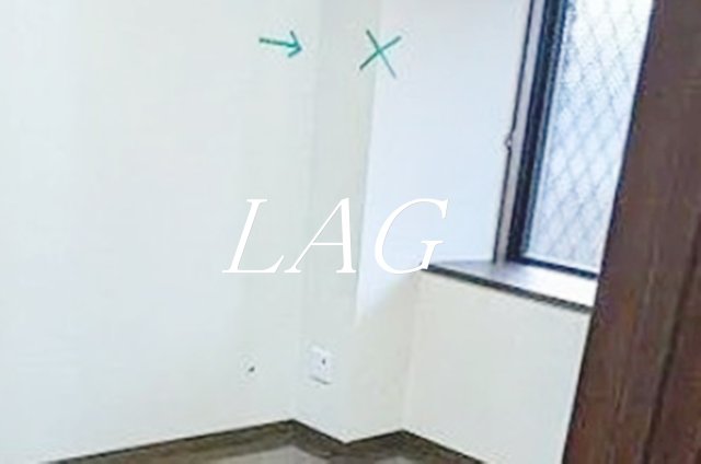 ガーデンクレス弐番館IIの居間写真