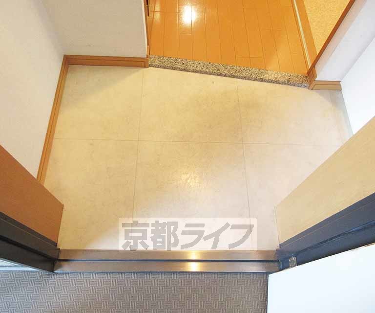 玄関　玄関部分です！