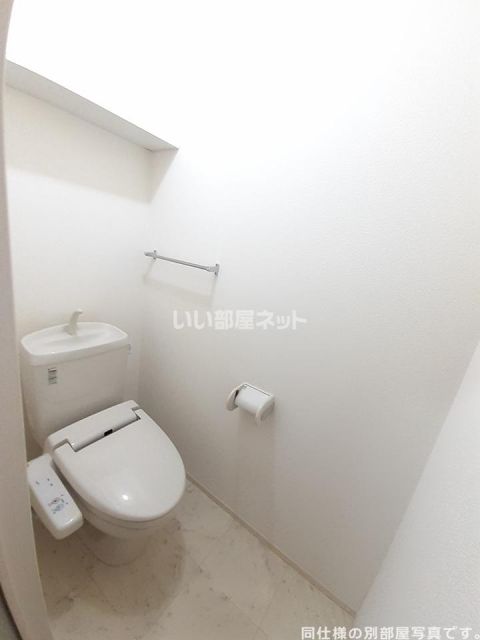 ハイツ田中IIIのトイレ写真