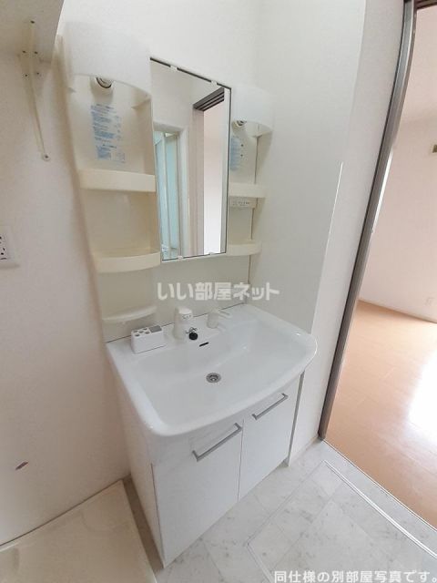 ハイツ田中IIIの内装写真