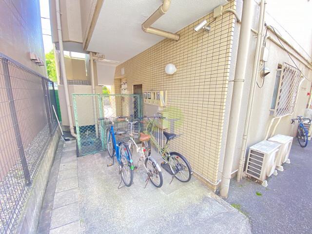 阪急京都線 上新庄駅 徒歩7分 4階建 築38年の外観写真