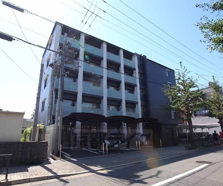 京都市左京区田中馬場町のマンションの建物外観