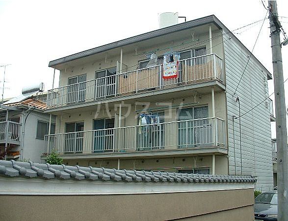 名古屋市中川区小本のマンションの建物外観