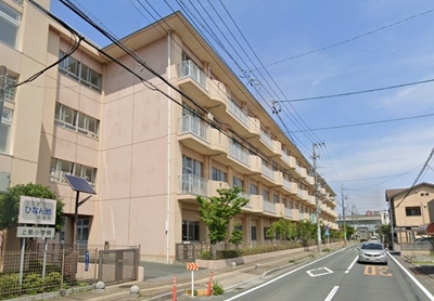 【クレフラスト遠州曳馬駅の小学校】