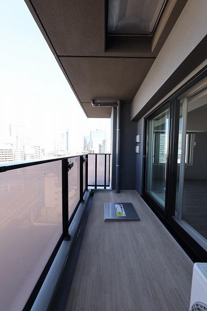 【ONE ROOF RESIDENCE TAMACHIのバルコニー】