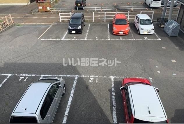 【クエストNの駐車場】