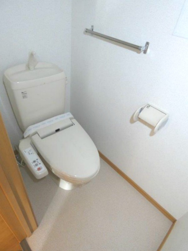 トイレ　図面と現状に相違がある場合には現状を優先