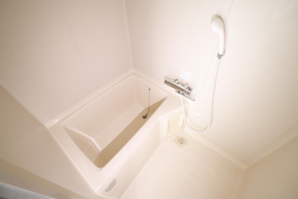 バス・シャワールーム　浴室です☆