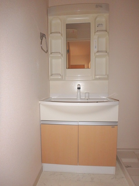 洗面設備　人気のシャンプードレッサー☆