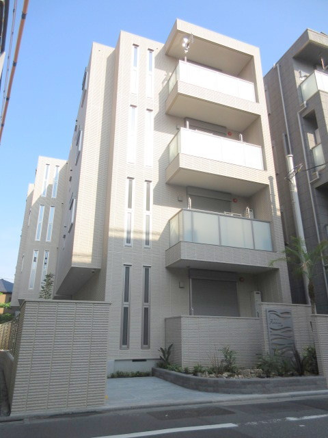 メゾン二神の建物外観