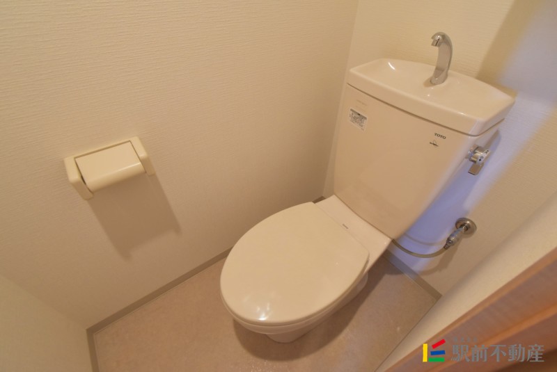 トイレ　写真は別部屋