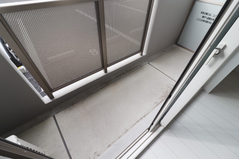 バルコニー　図面と現状に相違がある場合には現状を優先