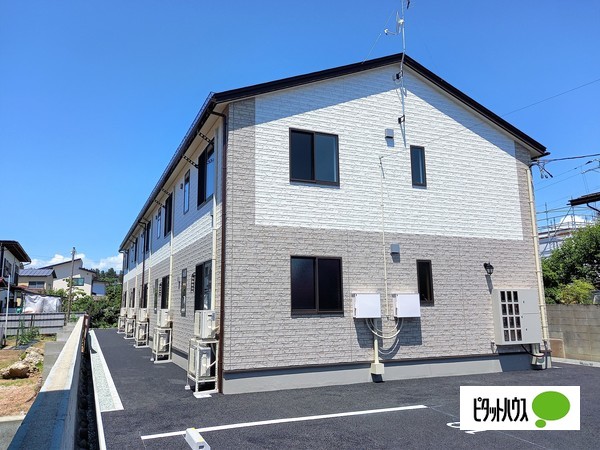 建物外観　建設中
