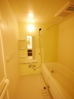 バス・シャワールーム　バス