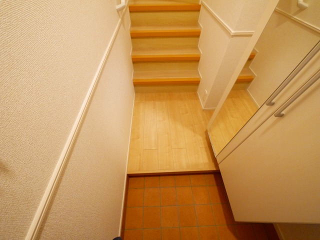 玄関　明るい玄関です