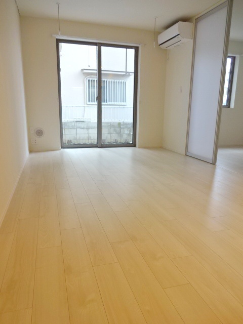 居室・リビング　★１０．３帖のＬＤＫ★