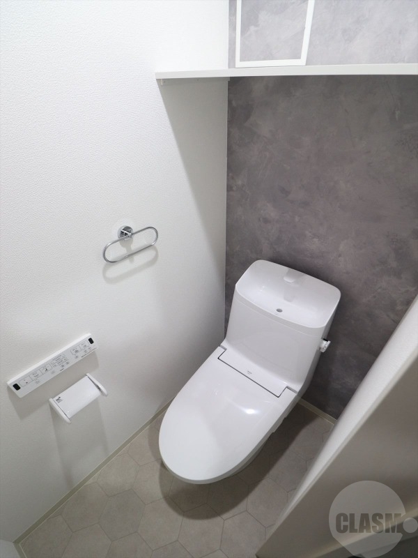 トイレ　温水洗浄便座