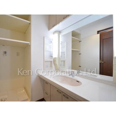 洗面設備　同タイプ7階のお部屋を撮影。仕様が異なることがあります。