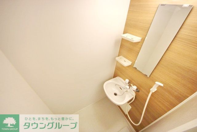 バス・シャワールーム　同物件別部屋写真