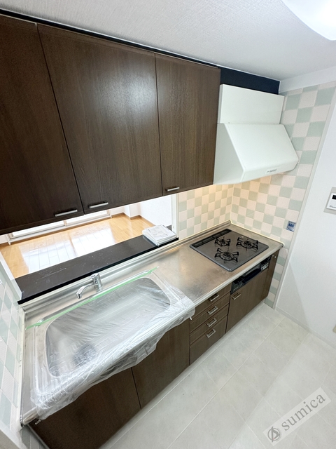 キッチン　３口システムキッチン・お料理もグレードアップ♪