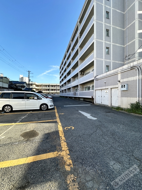 駐車場　広々とした敷地内駐車場を完備♪♪