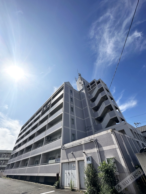 建物外観　鉄筋コンクリート造・ガッチリとした建物です♪♪