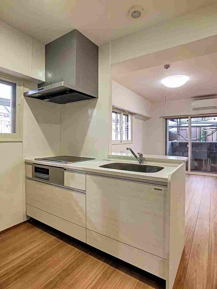 居室・リビング　別タイプ同部屋