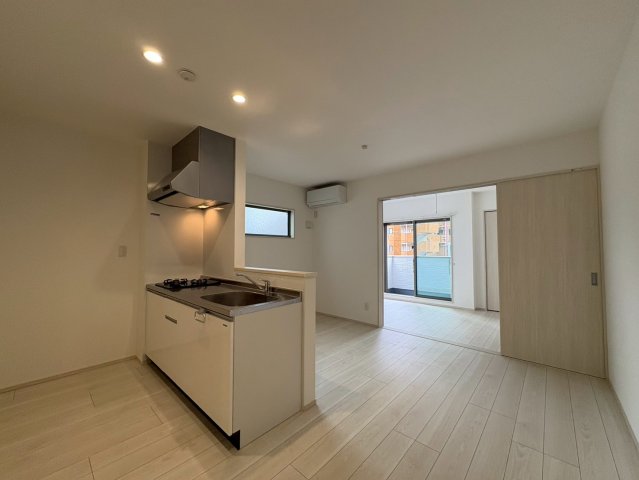 居室・リビング　The GARDEN 金山