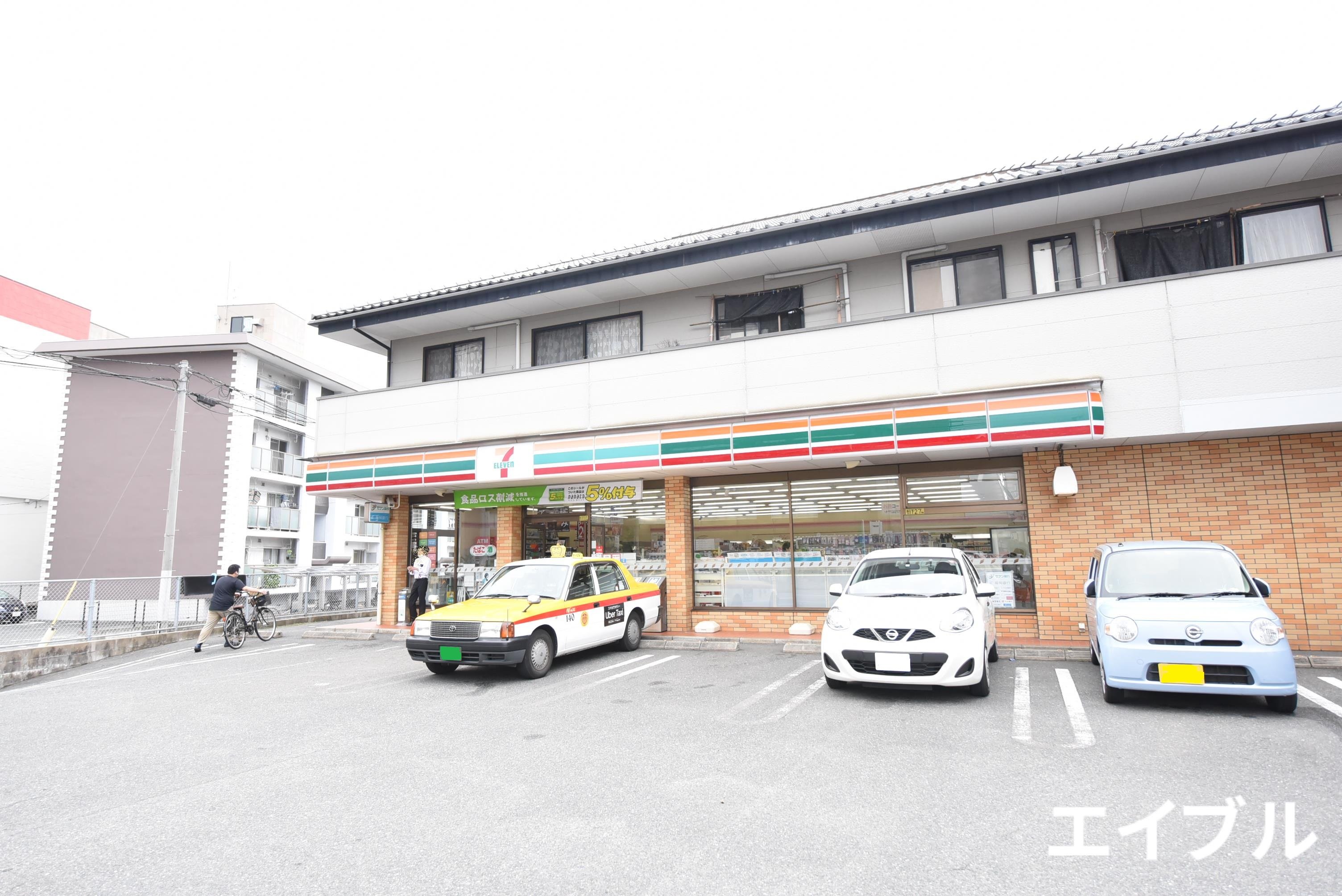 コンビニ　セブンイレブン春日桜ヶ丘4丁目店（コンビニ）まで143m