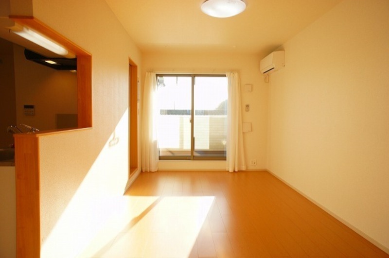 居室・リビング　図面と現状に相違がある場合には現状を優先