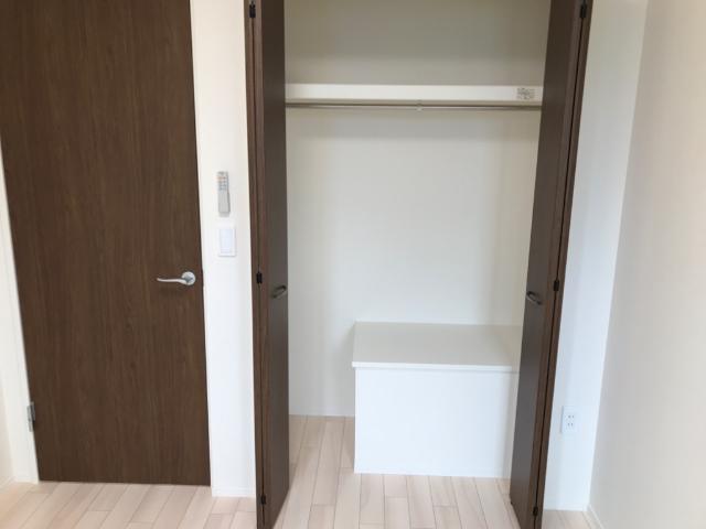 収納　クローゼット