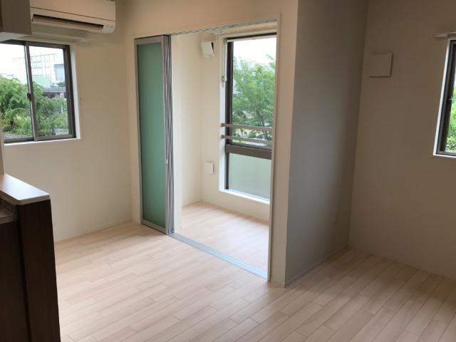 居室・リビング　リビング