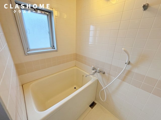 バス・シャワールーム　同物件の別部屋になります。